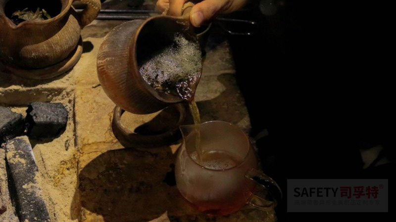 從“火塘烤茶”到“圍爐煮茶”，傳承中華茶文化 [精制鋼圍爐茶桌|炭火爐](圖4)