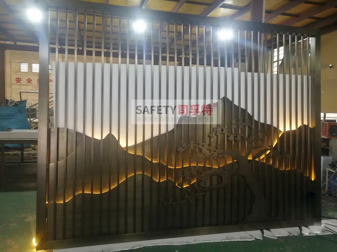 金屬山水屏風(fēng)隔斷：新中式古典風(fēng)，精致優(yōu)雅，輕奢舒適(圖3)