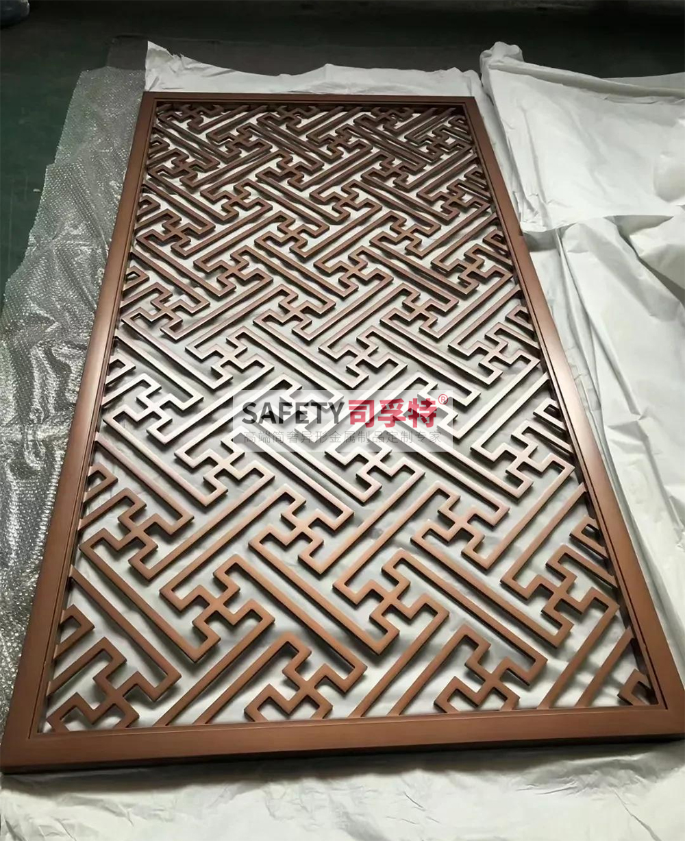 彩雕鋁屏風(fēng)隔斷，彰顯高端品質(zhì)[司孚特鋁雕屏風(fēng)隔斷](圖2)