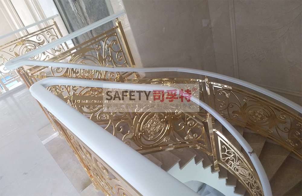 鋁藝鏤空雕花樓梯扶手：造型多樣，工藝成熟，彰顯高端品味(圖2)